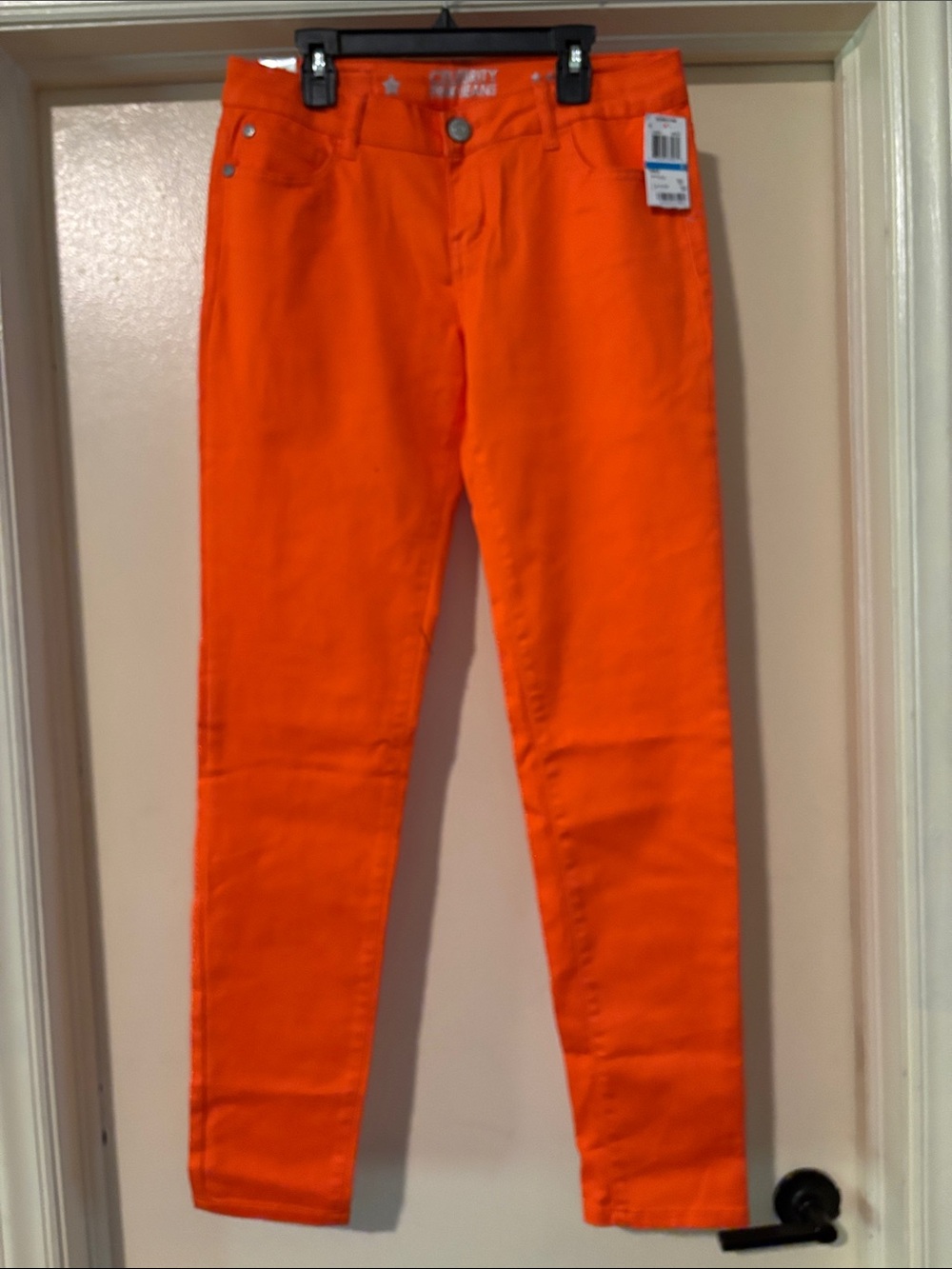 Celebrity Pink Bright Orange Skinny Jeans NWT Size 9